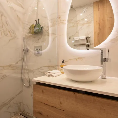 Saintgermainbycecile - Luxueux 4 Pieces Ac Perle Apartament Paryż